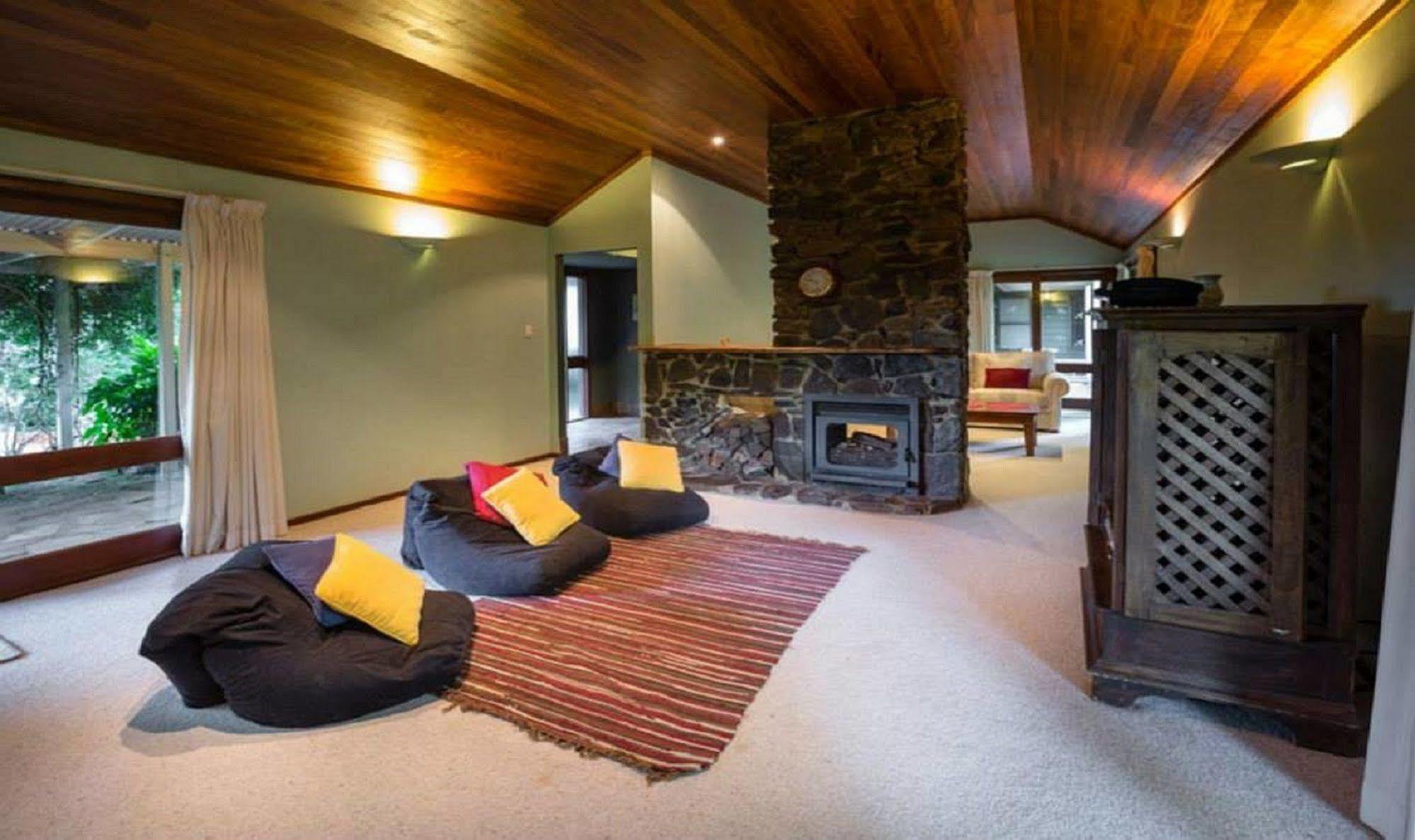 Вилла Mt Glorious Getaways Mount Glorious Экстерьер фото